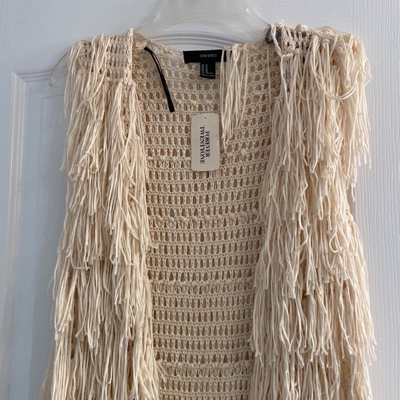 ⭐️NWT Vest⭐️ - Picture 2 of 10